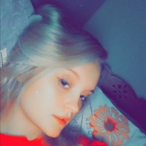 Meet your Posher, Alycia